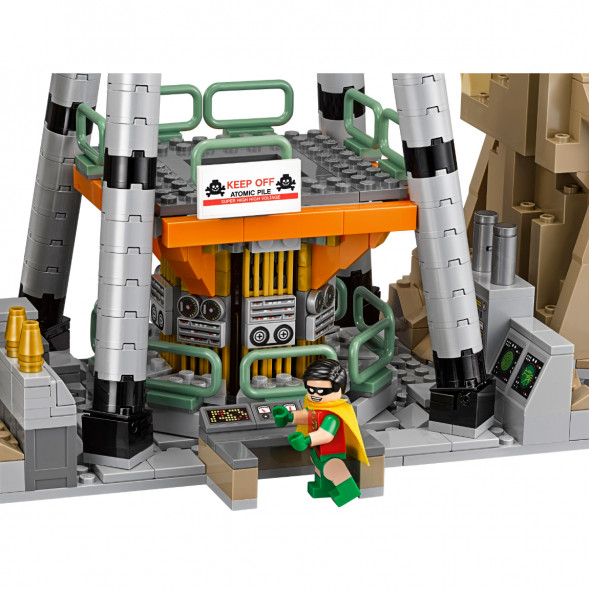 Конструктор LEGO Коллекционные наборы 76052 Логово Бэтмена в Симферополе